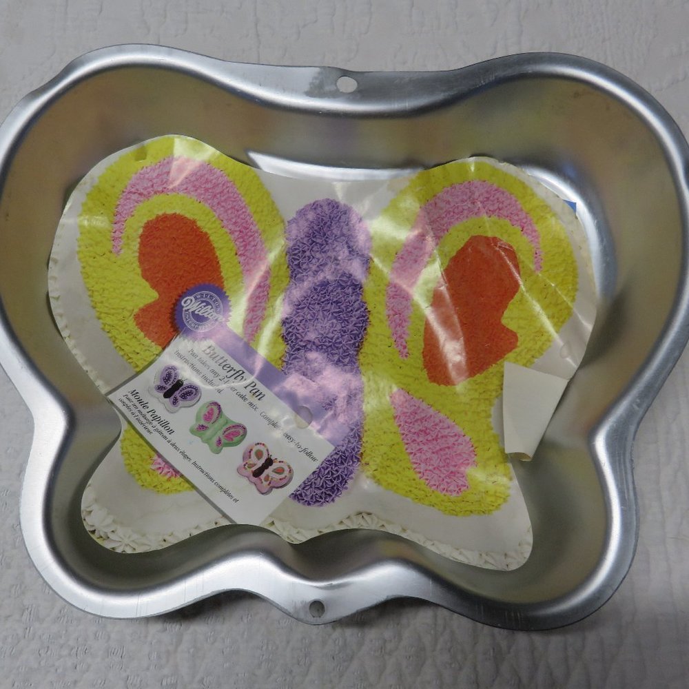 Wilton Cake Pan-Butterfly 2105-2079, with insert